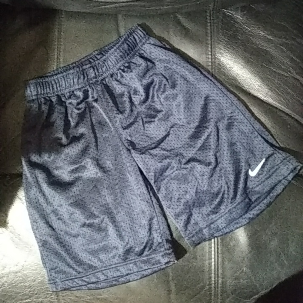"NIKE" Youth Boy's Athletic Shorts